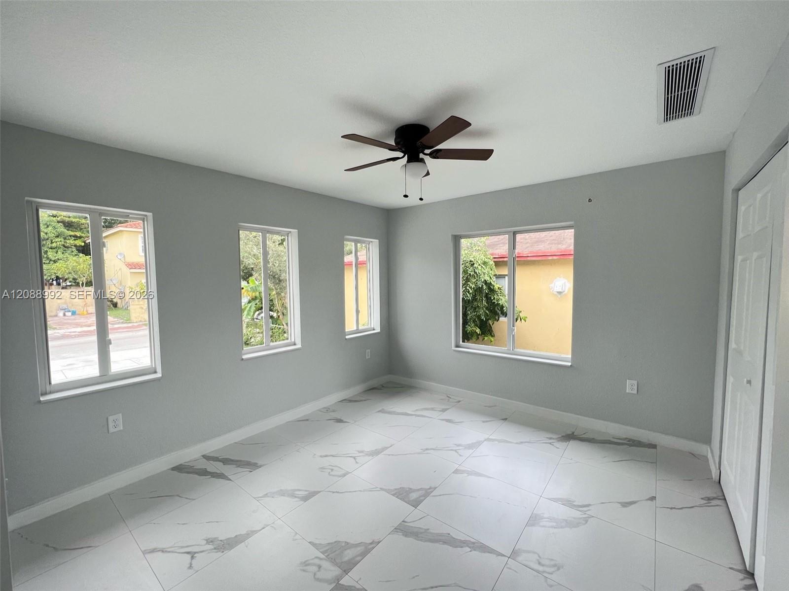 2254 Cody St, Hollywood FL 33020 photo 5