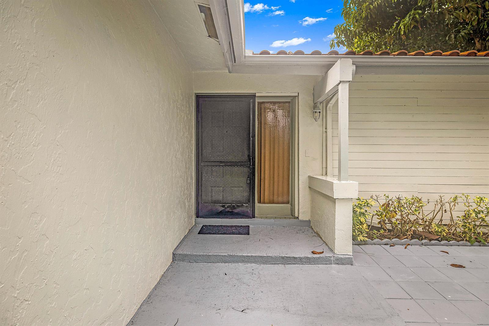 2780 NORFOLK PINE Court, Lake Worth FL 33462 photo 3