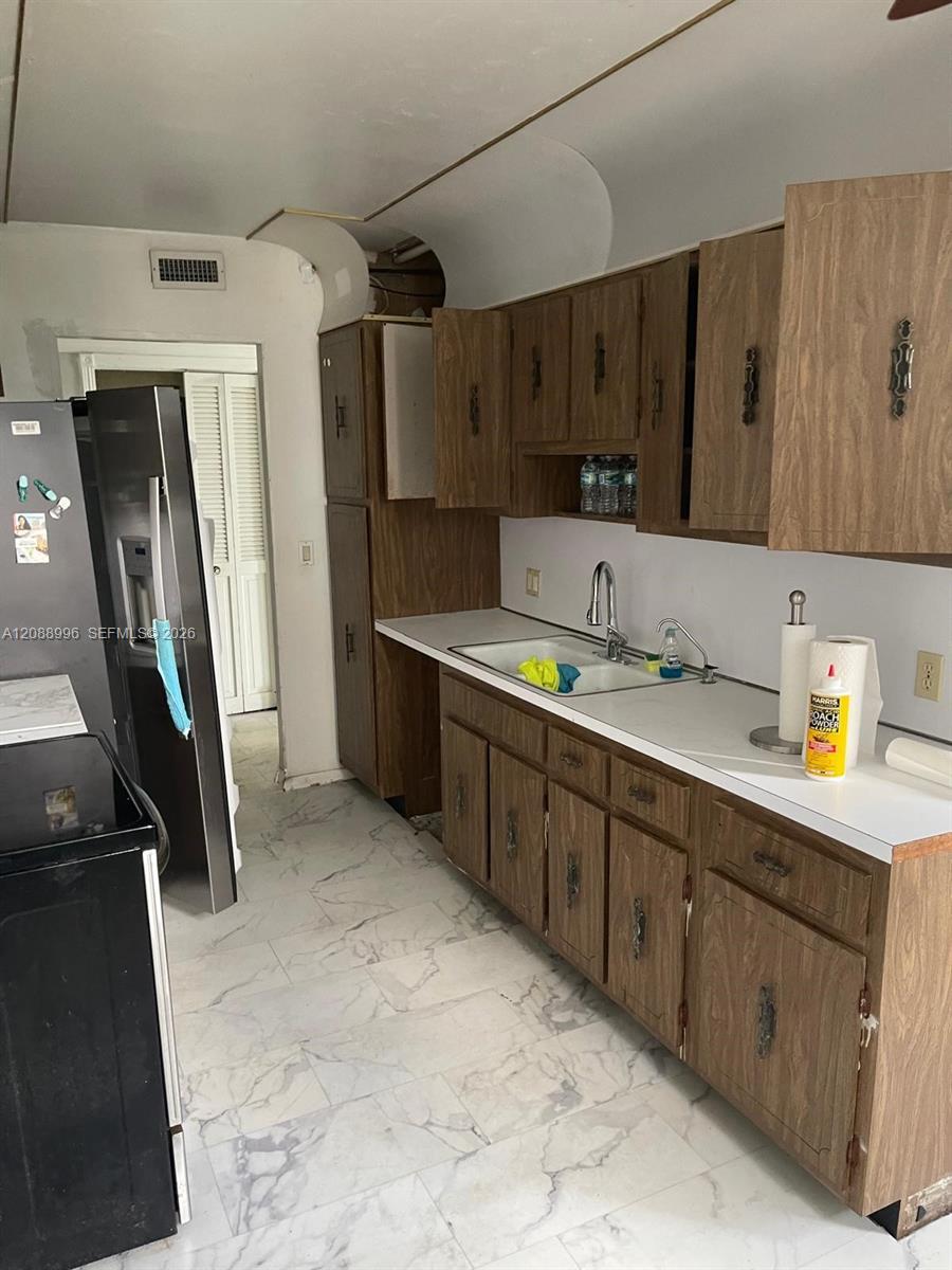 4200 Hillcrest Dr # 401, Hollywood FL 33021 photo 5