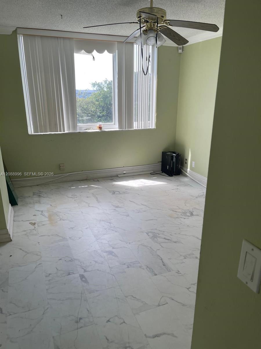 4200 Hillcrest Dr # 401, Hollywood FL 33021 photo 4