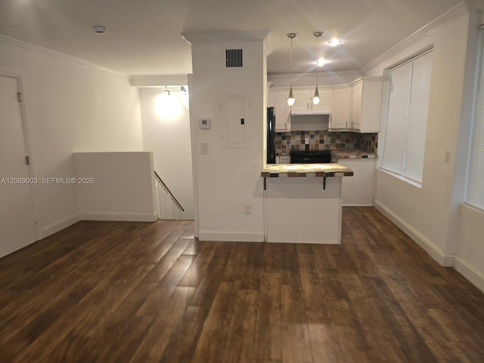 1460 Ocean Dr # 201, Miami Beach FL 33139 photo 3
