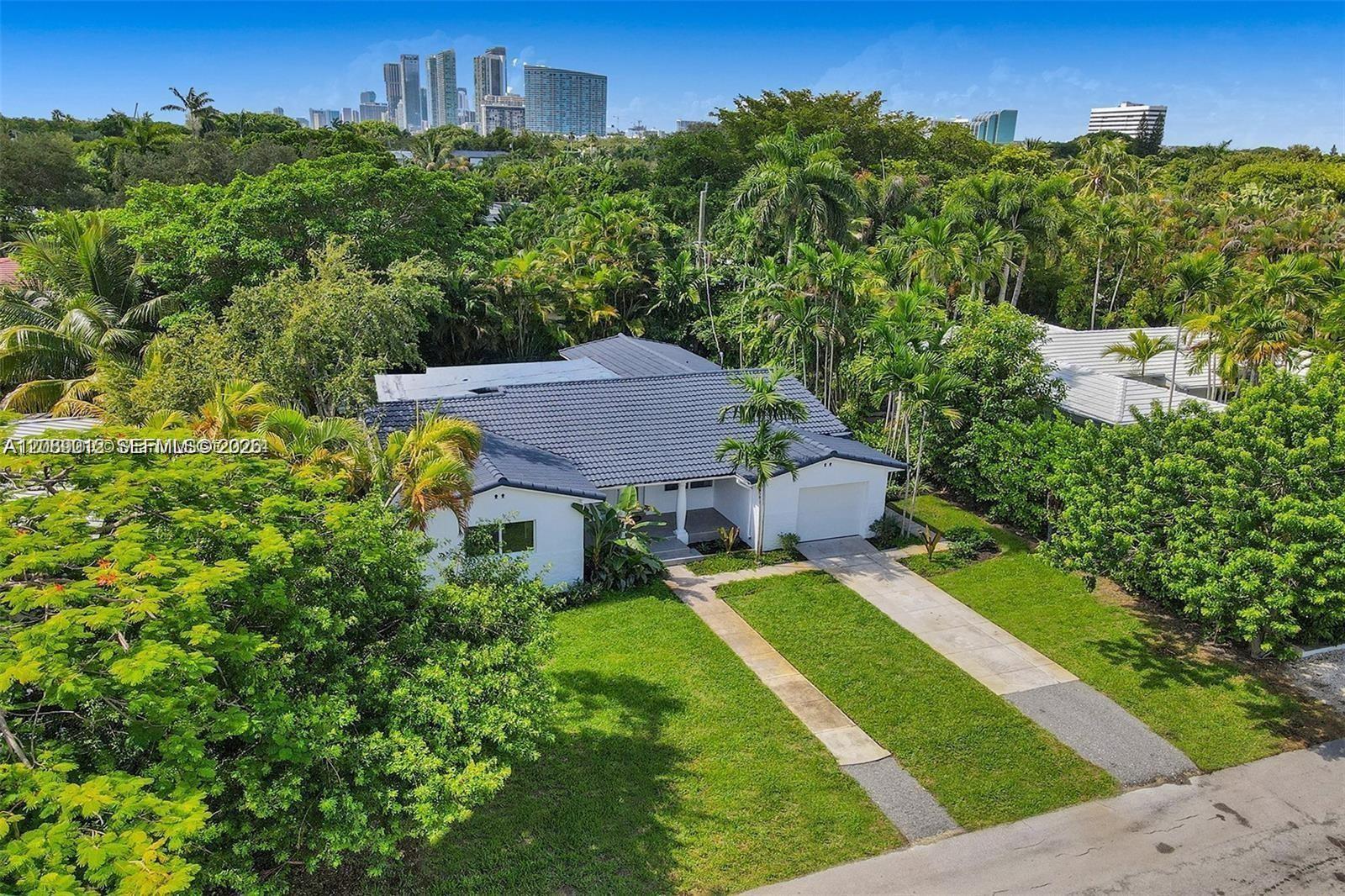 630 NE 52nd Ter, Miami FL 33137 photo 2