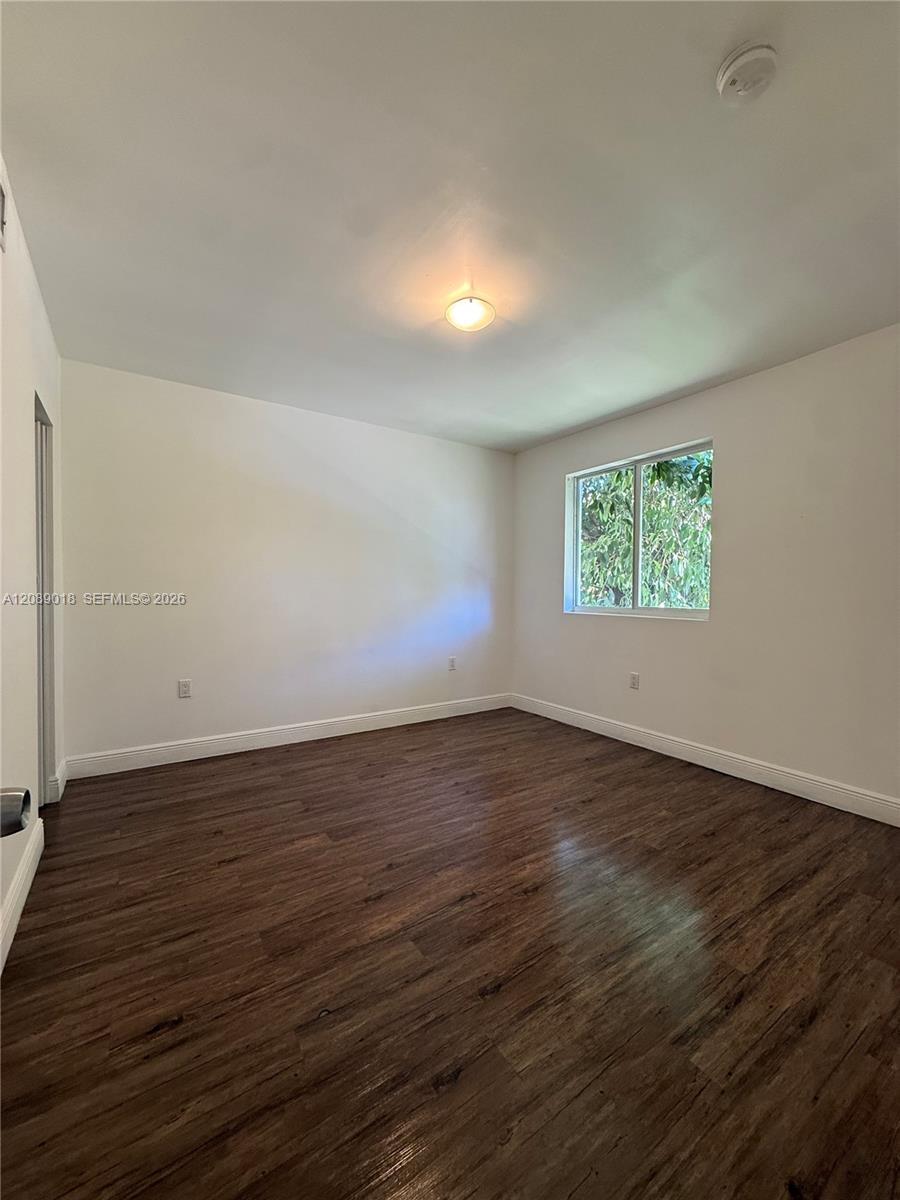 540 NW 7th St # 26, Miami FL 33136 photo 5