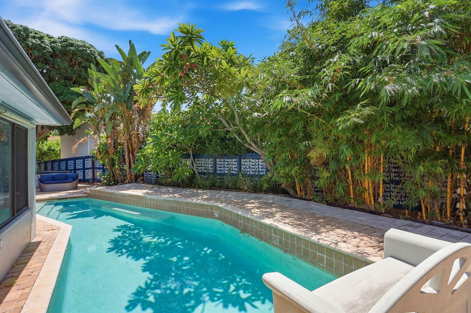 425 NE 20TH Street, Boca Raton FL 33431 photo 2