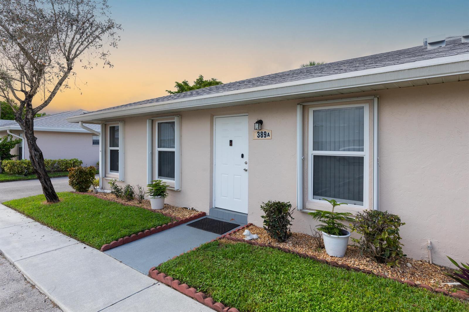 389 BENNINGTON Lane # A, Lake Worth FL 33467 photo 2