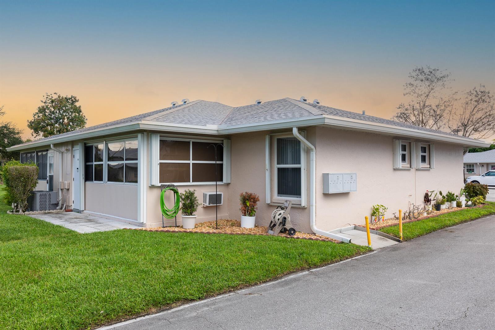 389 BENNINGTON Lane # A, Lake Worth FL 33467 photo 4