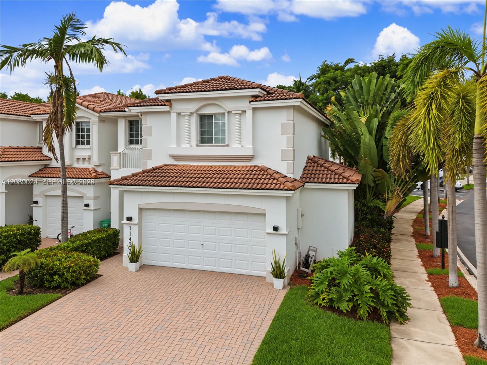 11423 NW 69th TER, Doral FL 33178 photo 2