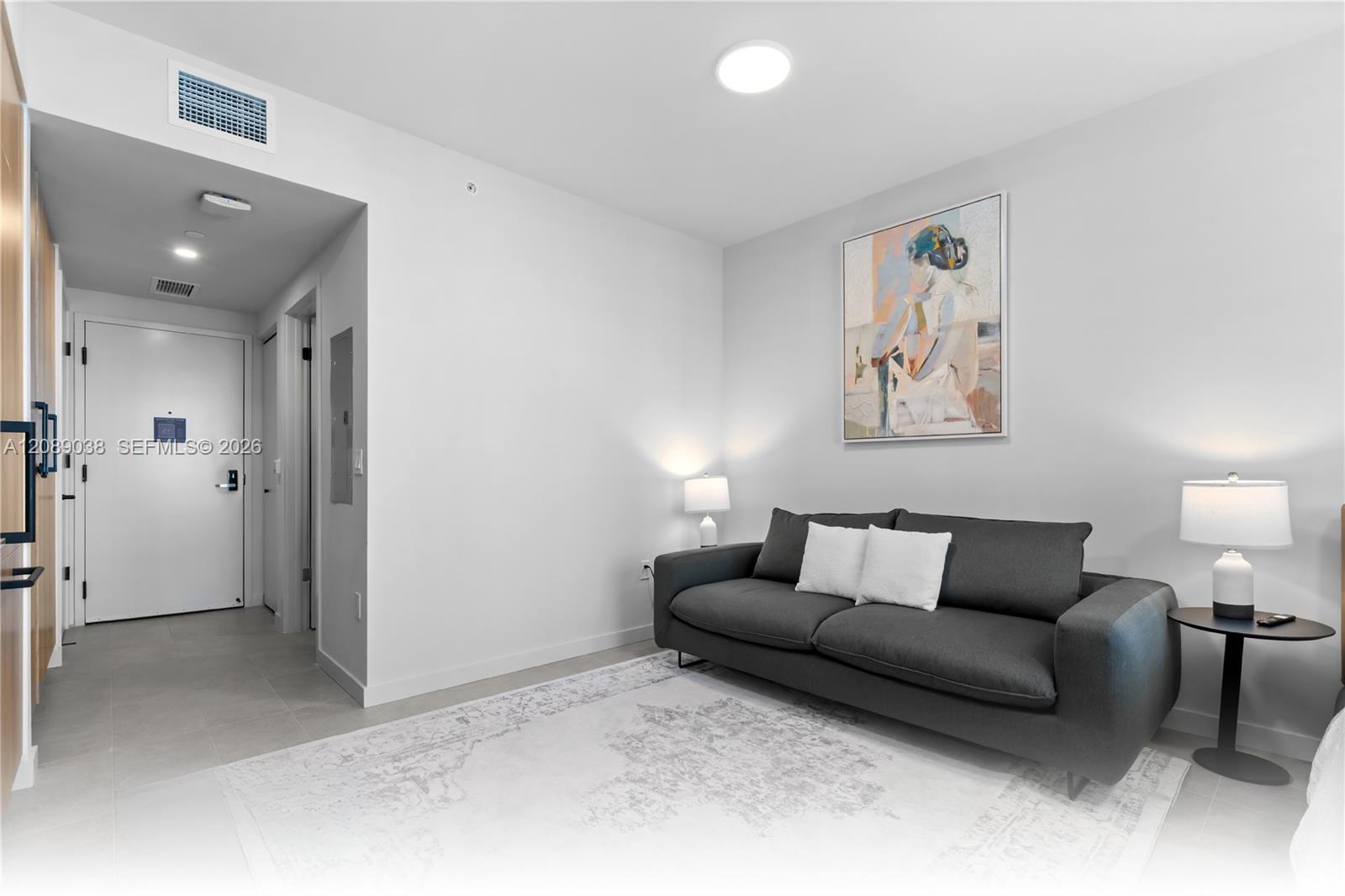 121 NE 5th St # 2109, Miami FL 33132 photo 3