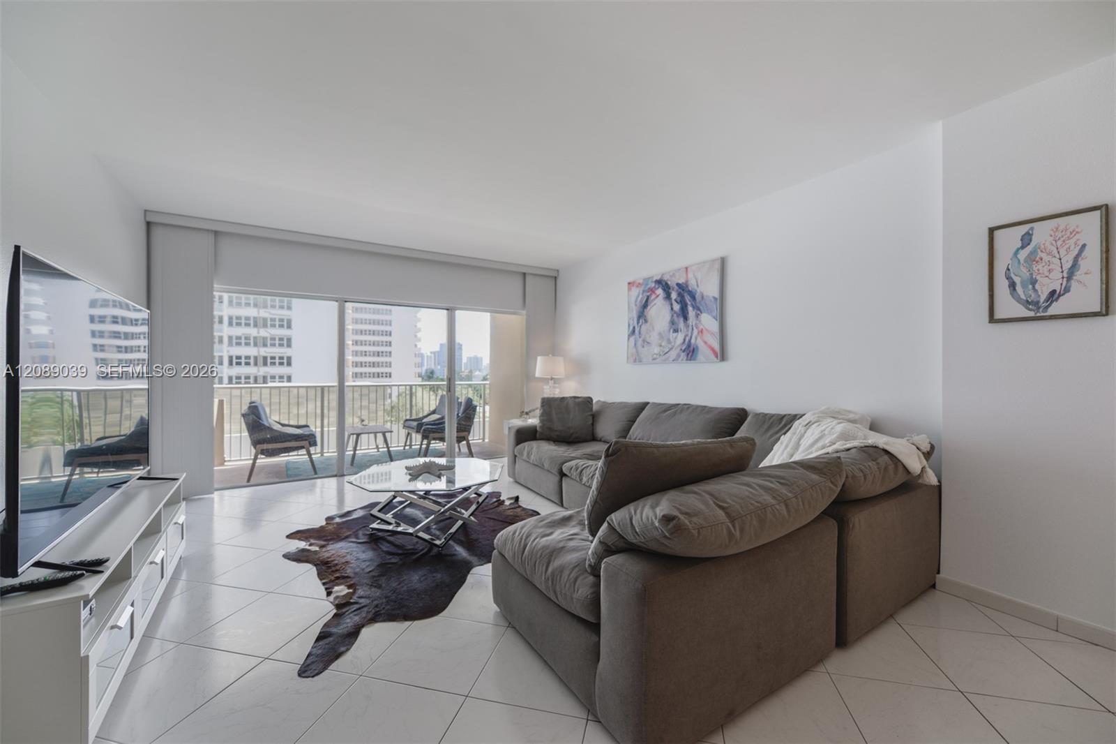 1980 S Ocean Dr # 5G, Hallandale Beach FL 33009