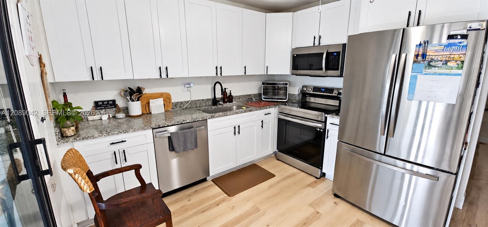 3557 NW 111th Ter, Sunrise FL 33351 photo 2