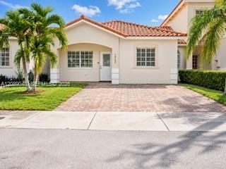 18133 SW 109th Path, Miami FL 33157 photo 2