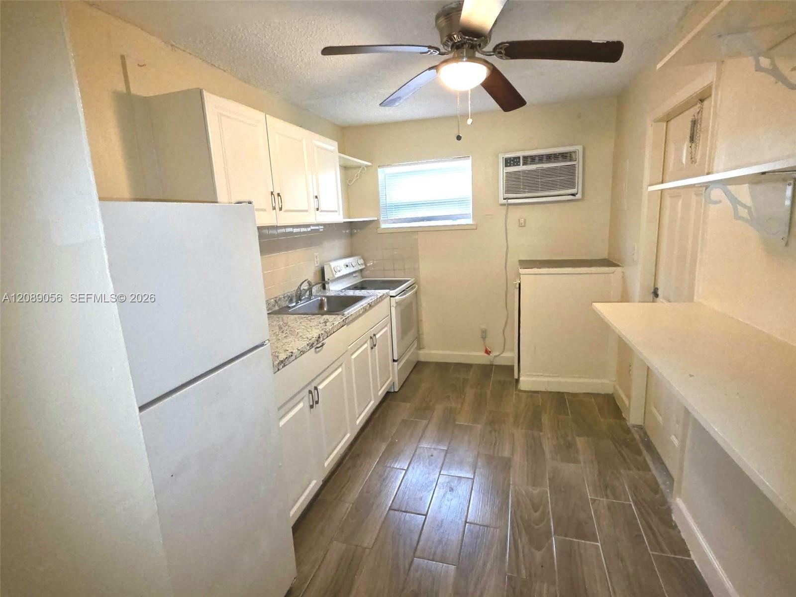 2930 NW 8th St # 2, Fort Lauderdale FL 33311 photo 4