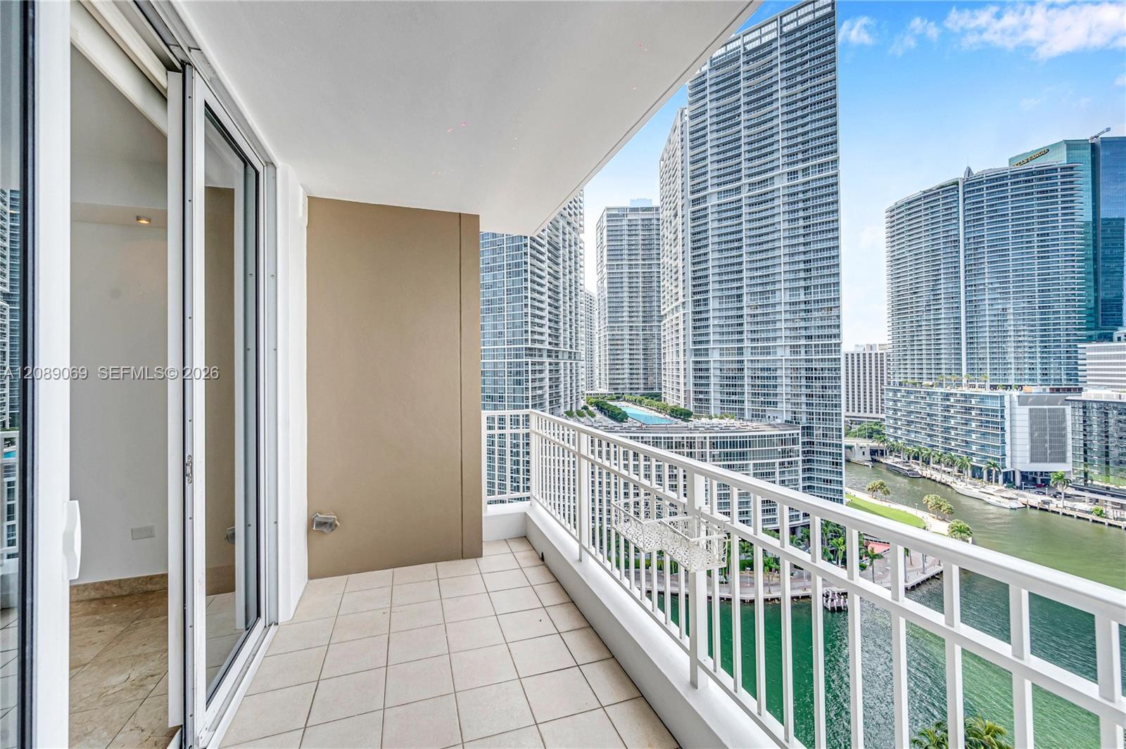 801 Brickell Key Blvd # 2208, Miami FL 33131 photo 3