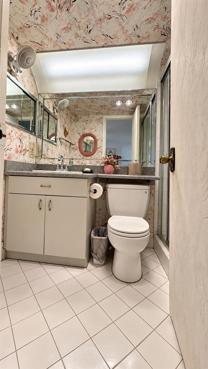 2154 CAMBRIDGE G, Deerfield Beach FL 33442 photo 4