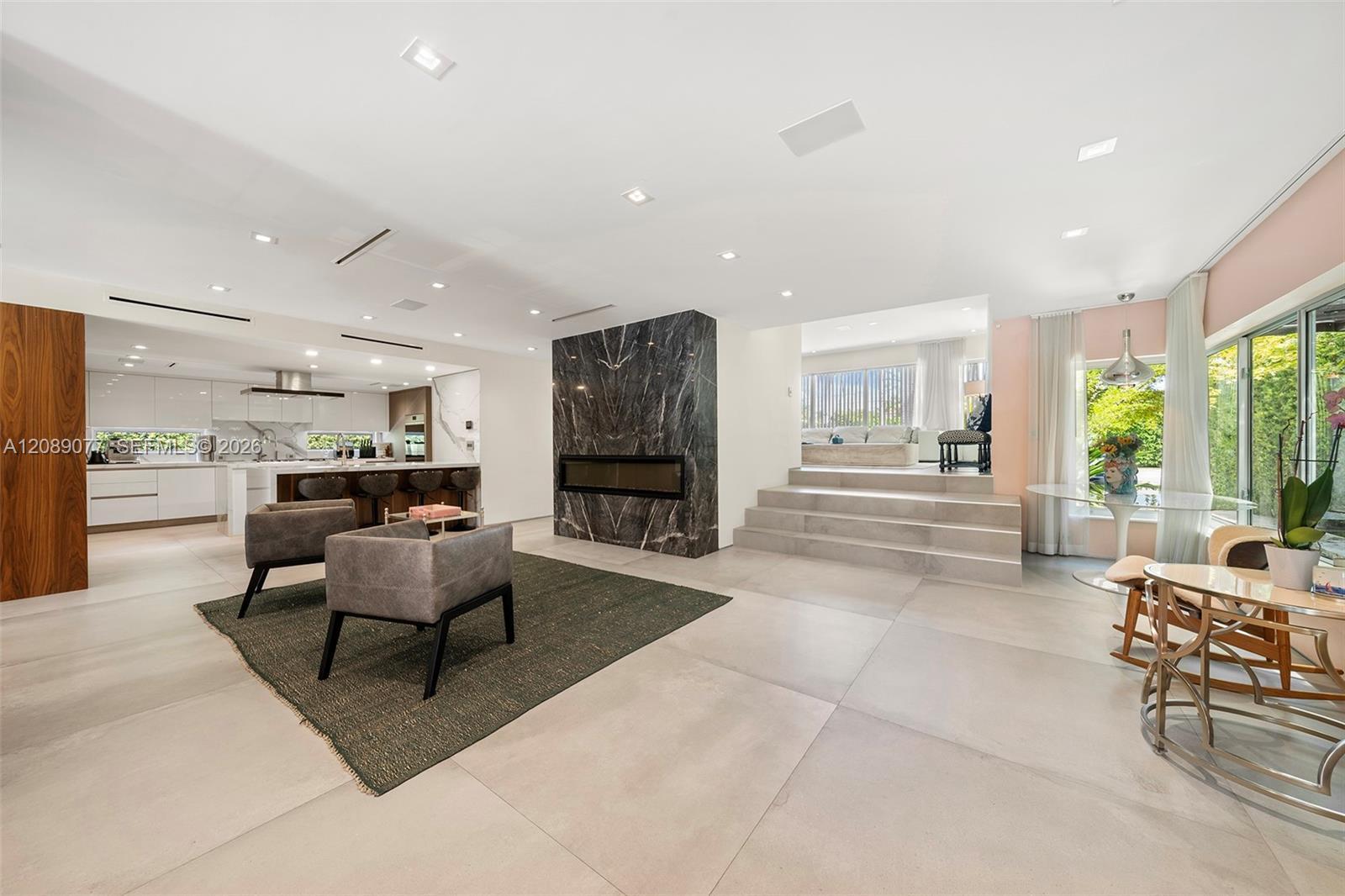 110 Venetian Way (Rivo Alto), Miami Beach FL 33139 photo 4