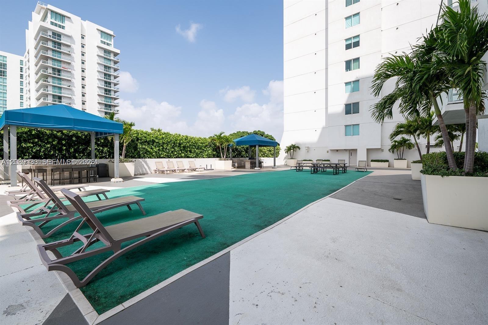 Miami, FL 33125 photo 5