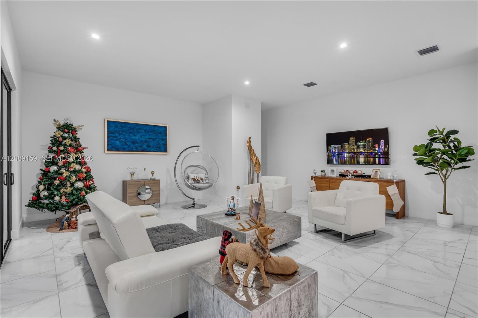 4363 NW 81st Ave, Doral FL 33166 photo 4