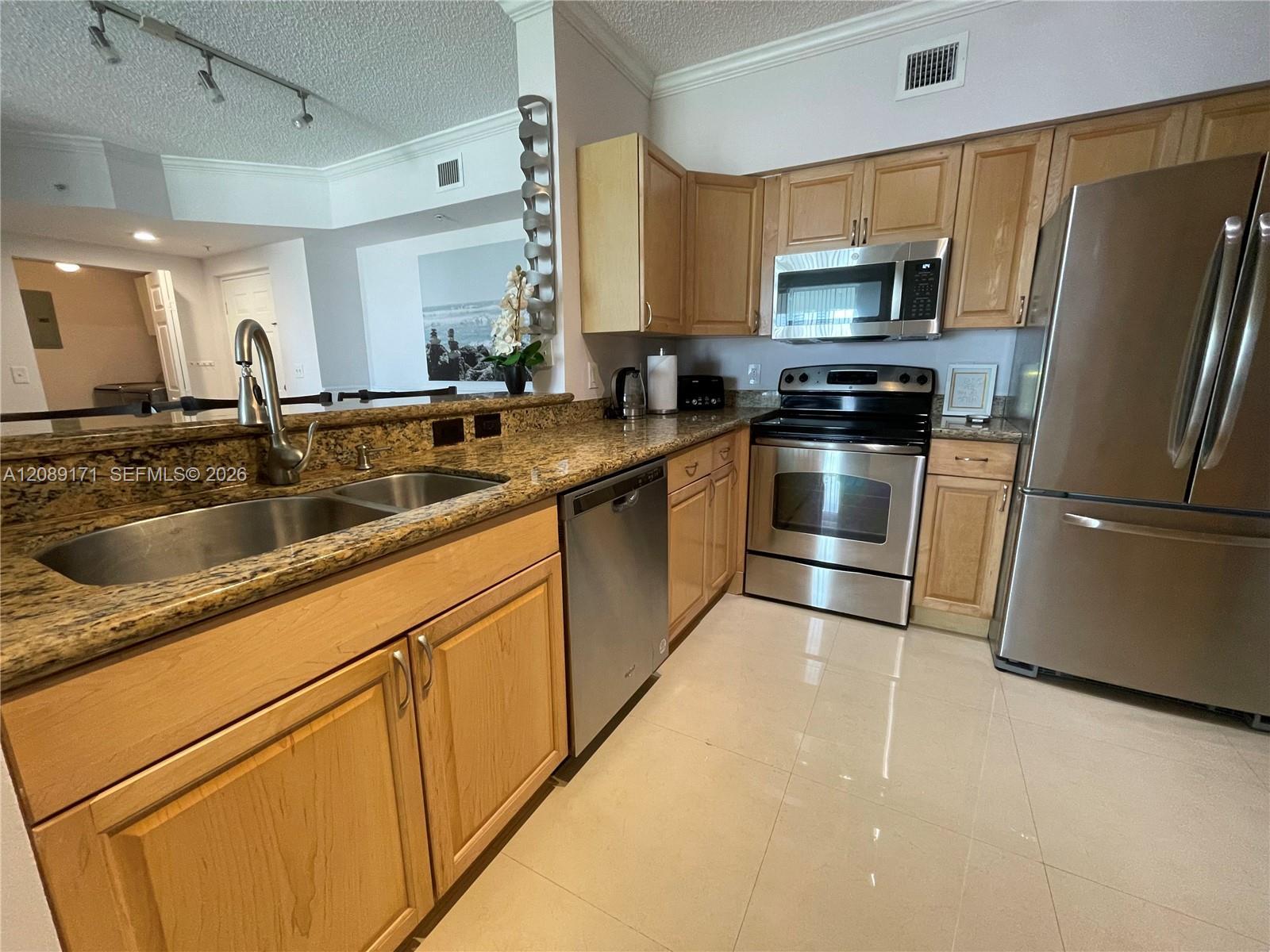 17100 N Bay Rd # 1816, Sunny Isles Beach FL 33160 photo 2
