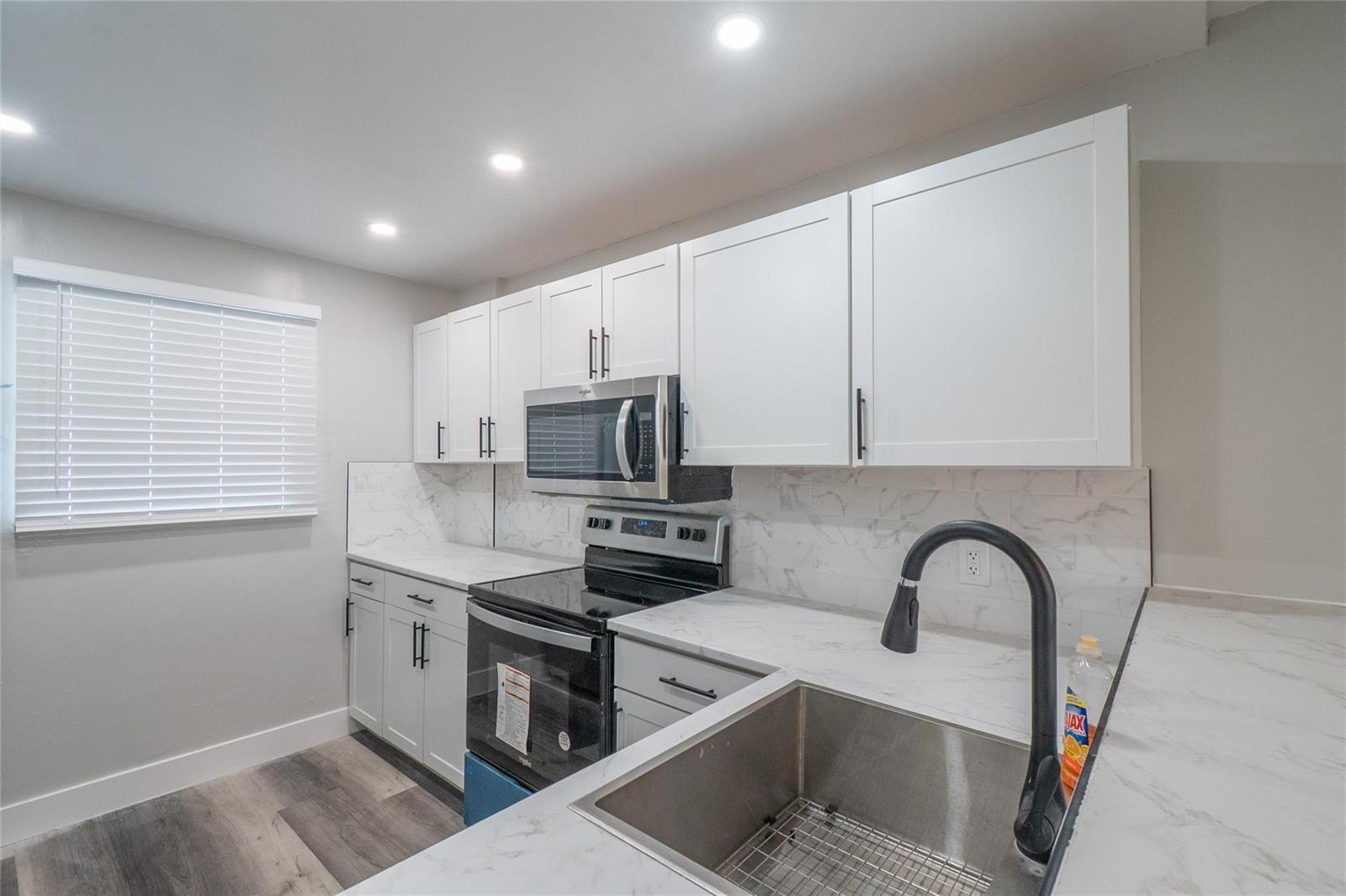 119 ROYAL PARK Drive # 4H, Oakland Park FL 33309 photo 3