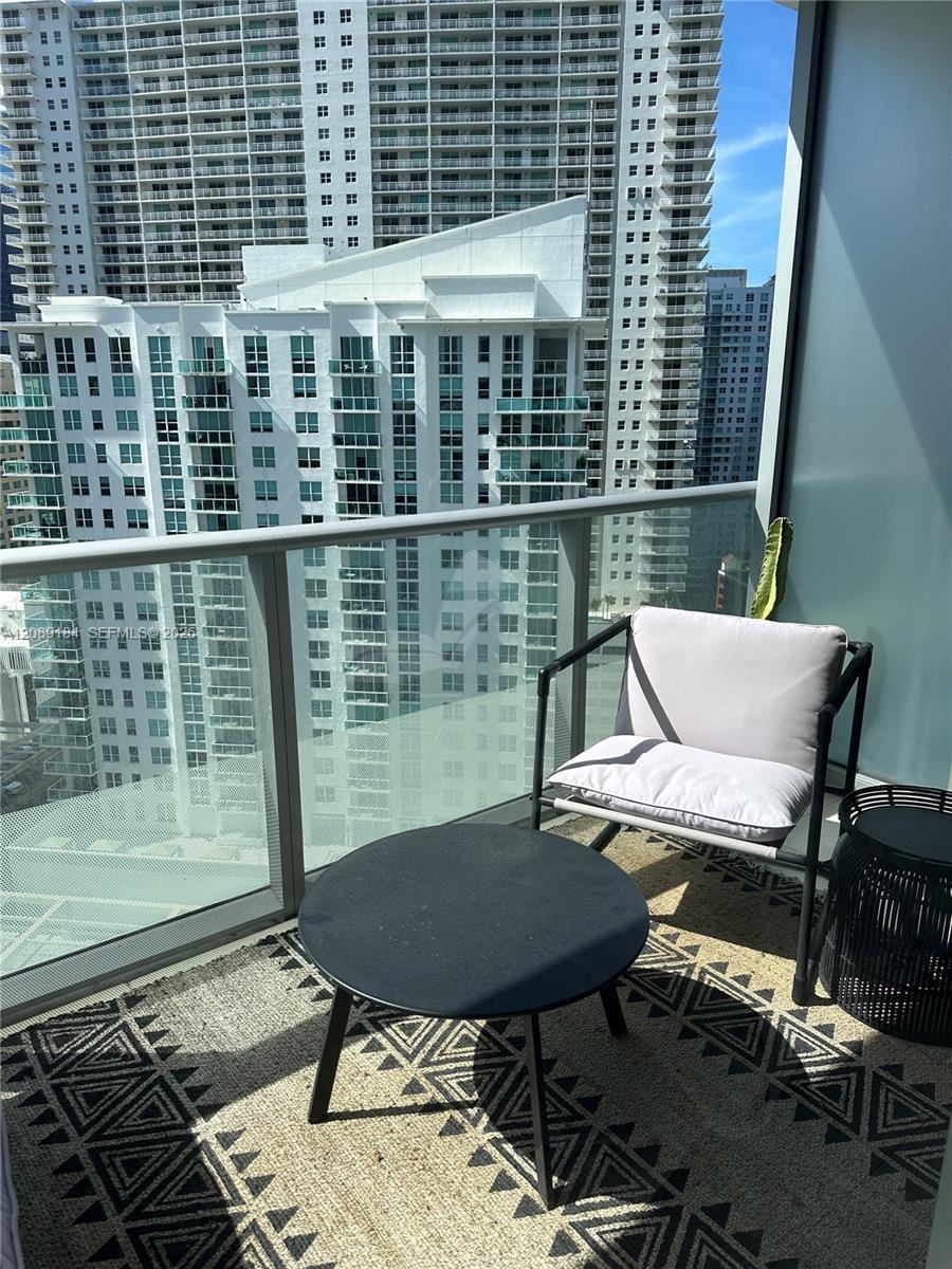1300 Brickell Bay Dr # 2213, Miami FL 33131 photo 3