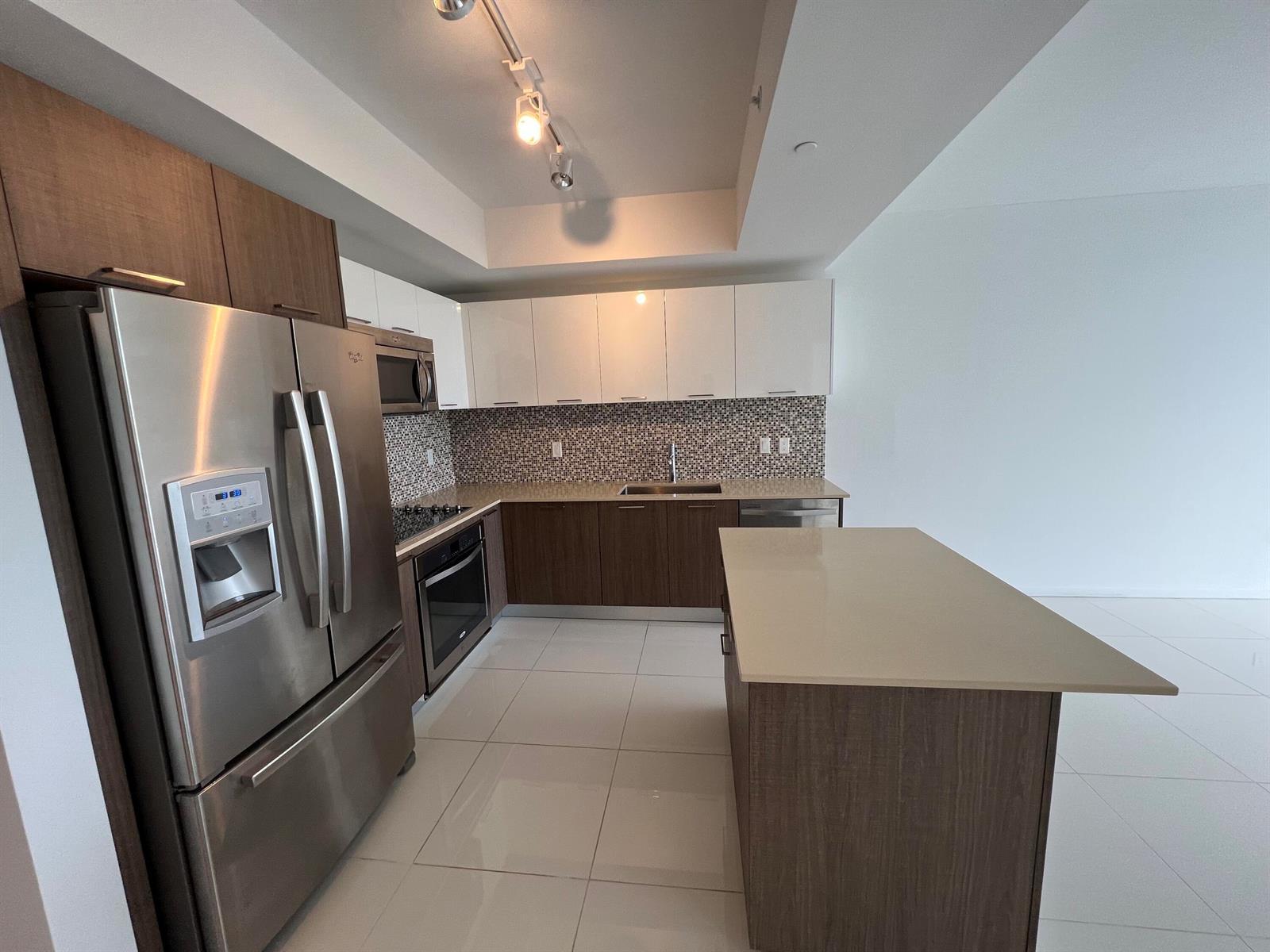 5300 PASEO Boulevard # 708, Doral FL 33166 photo 2