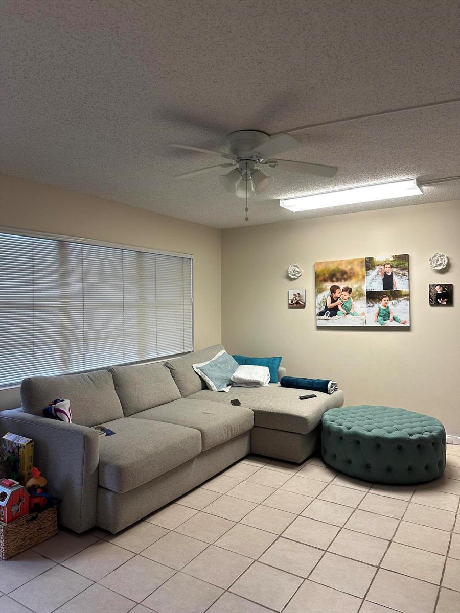 1090 Cornwall E, Boca Raton FL 33434