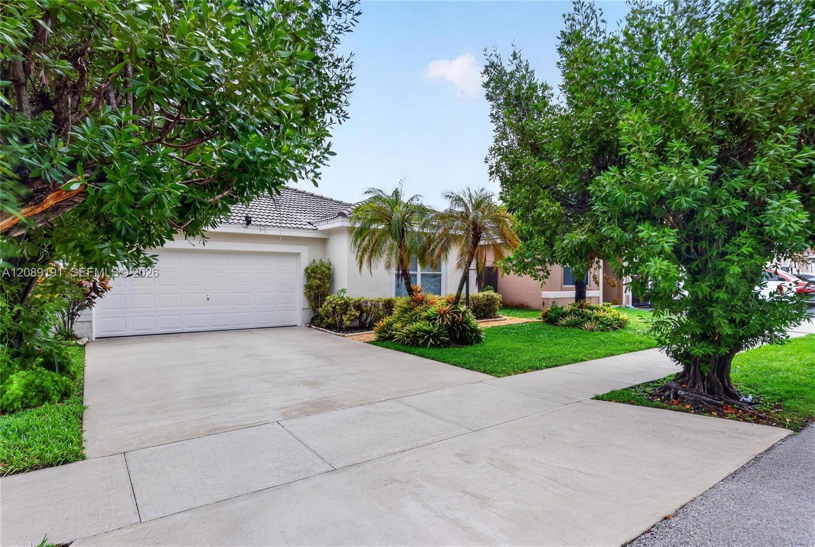 7557 SW 164th Ct, Miami FL 33193 photo 3