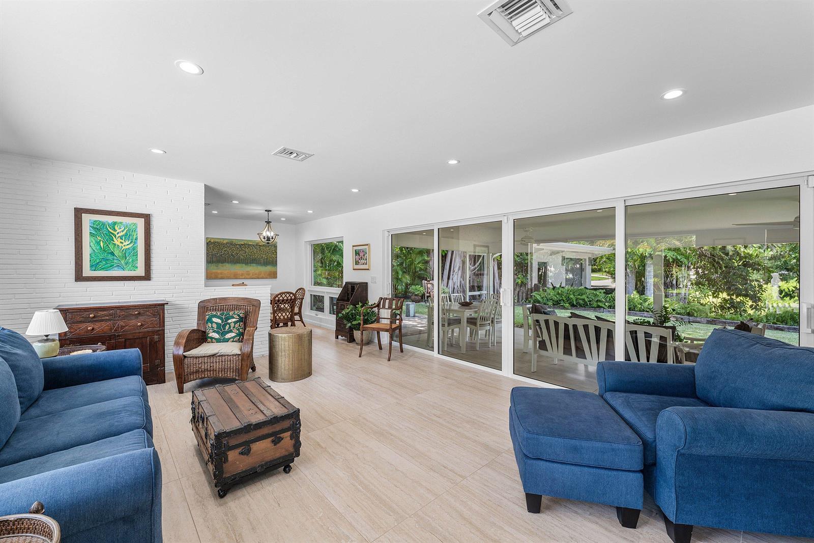 545 NW 7th Street, Boca Raton FL 33432 photo 3
