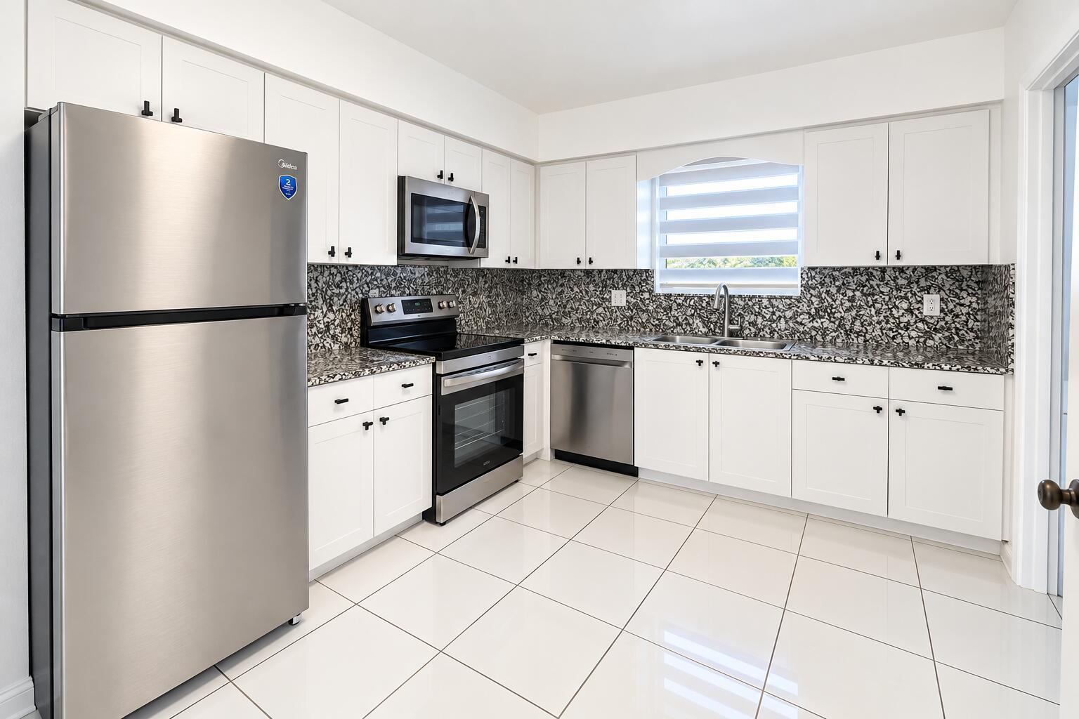 3617 Polk Street, Hollywood FL 33021 photo 2