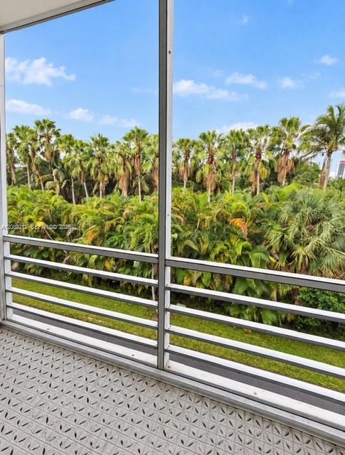 400 NE 14th Ave # 419, Hallandale Beach FL 33009 photo 4