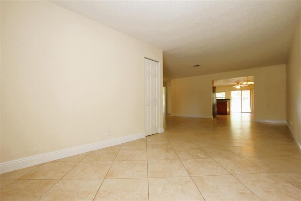 4261 NW 110th Avenue, Coral Springs FL 33065 photo 5