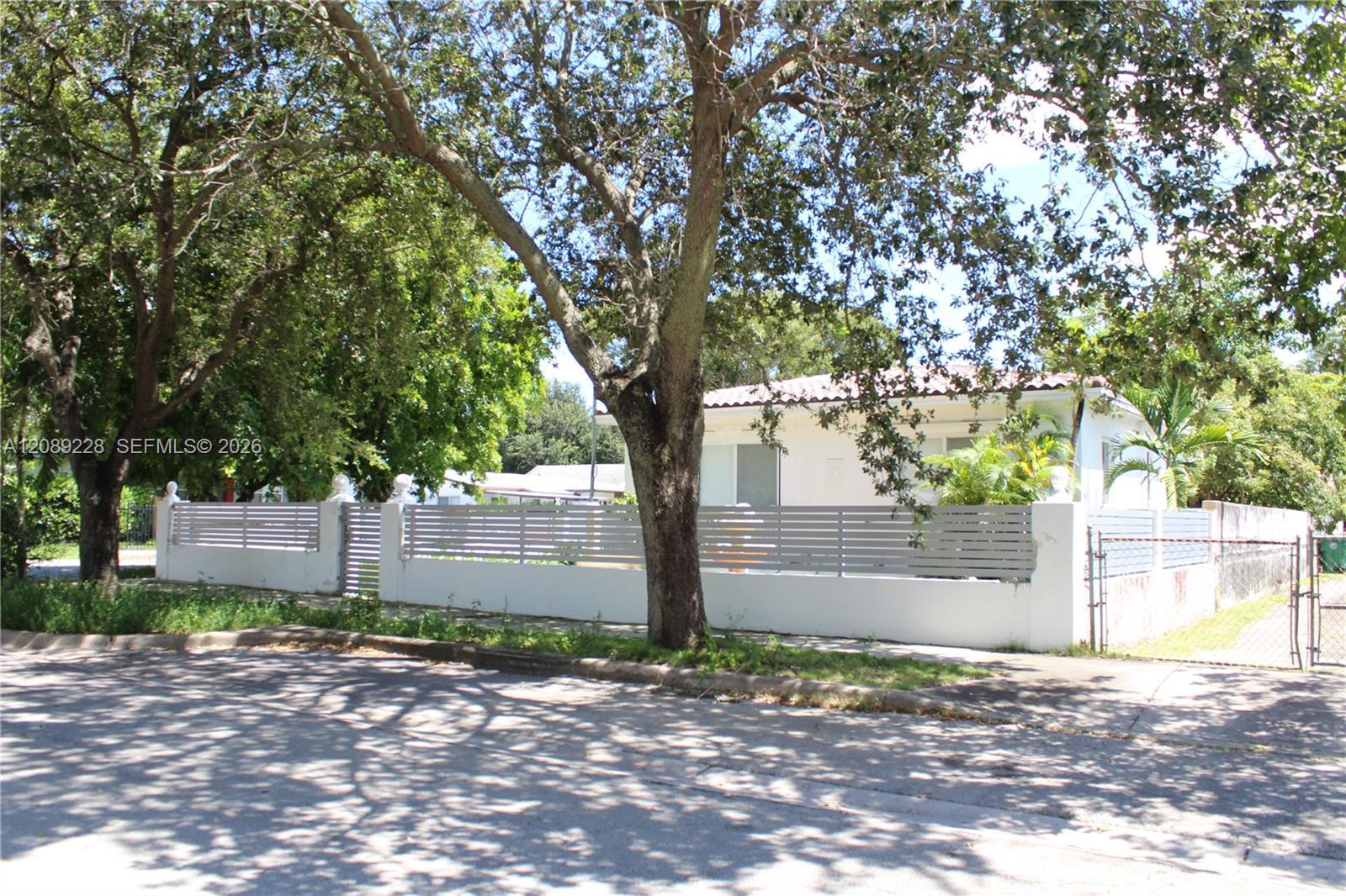 4141 NW 5th Ave, Miami FL 33127 photo 3