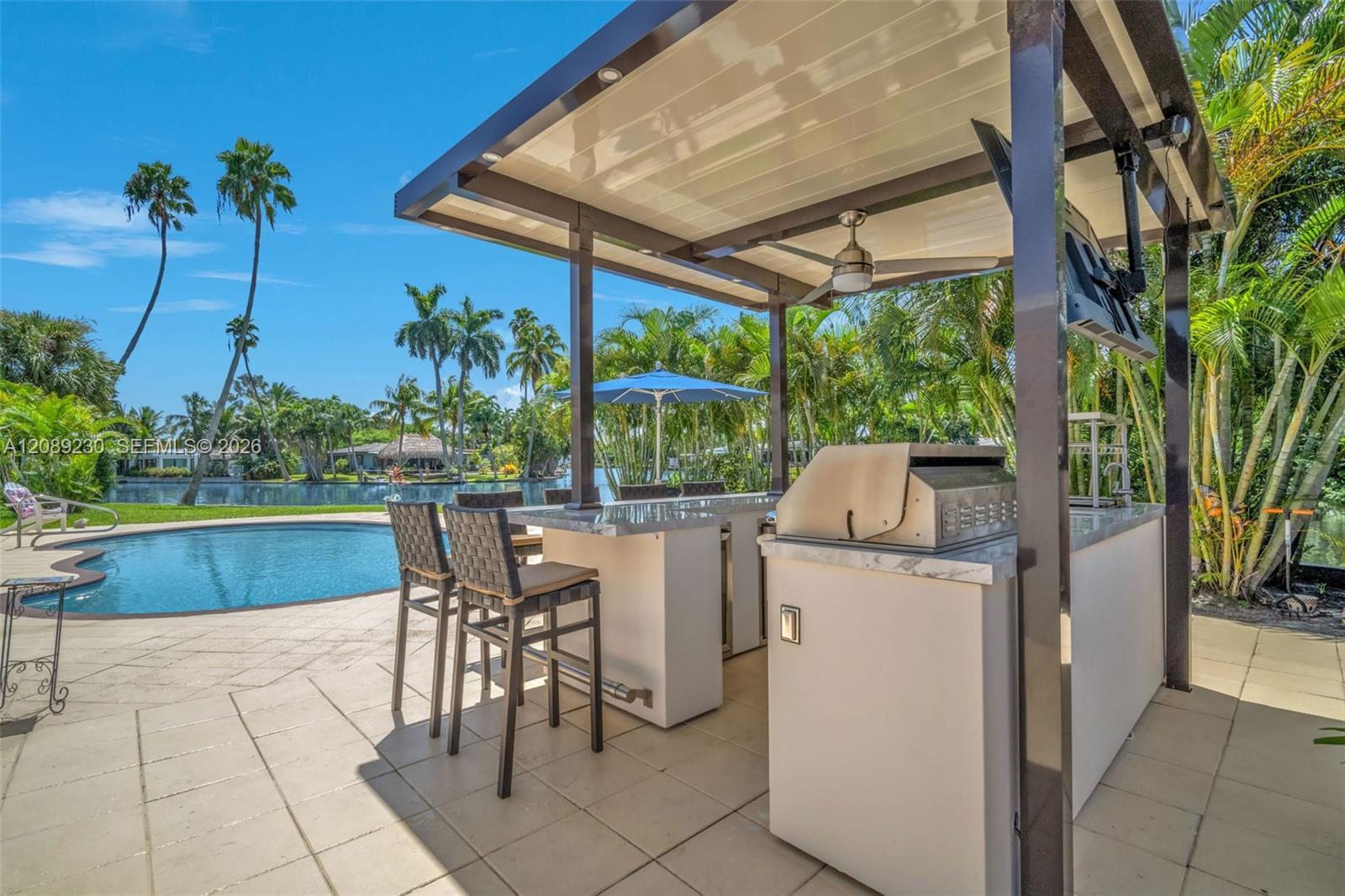 108 NE 30th St, Wilton Manors FL 33334 photo 4