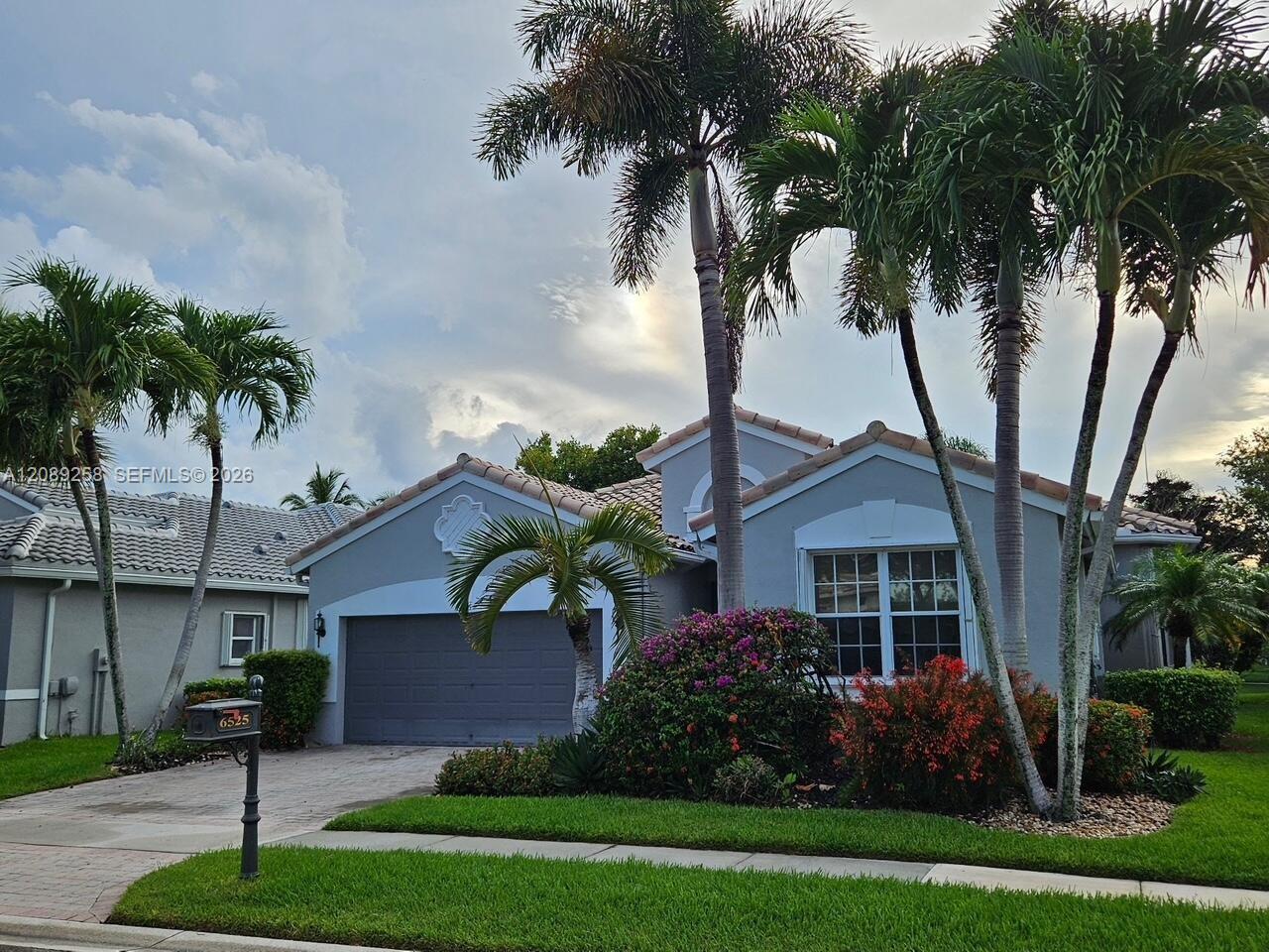 6525 Pavone St, Lake Worth FL 33467 photo 4