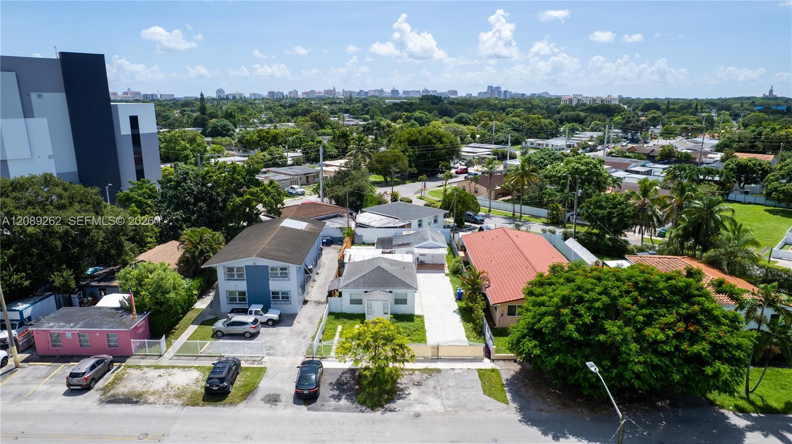 27 SW 55th Ave Rd # F, Miami FL 33134 photo 2