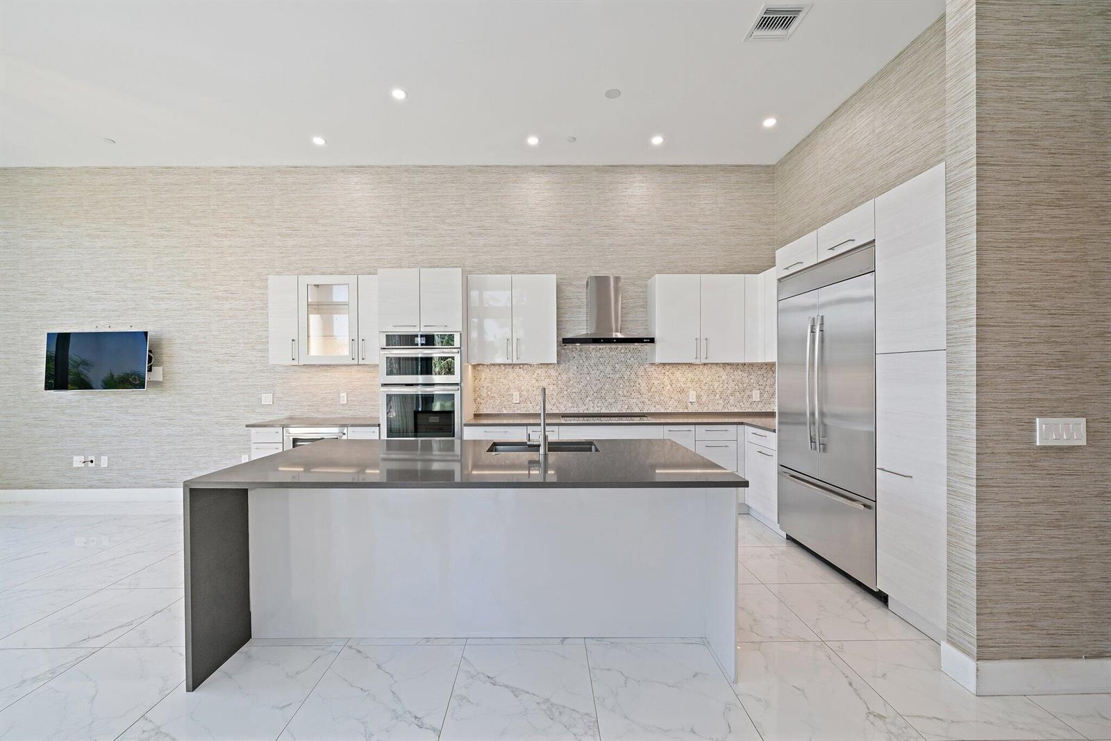 1 Water Club Way # 301, North Palm Beach FL 33408 photo 4