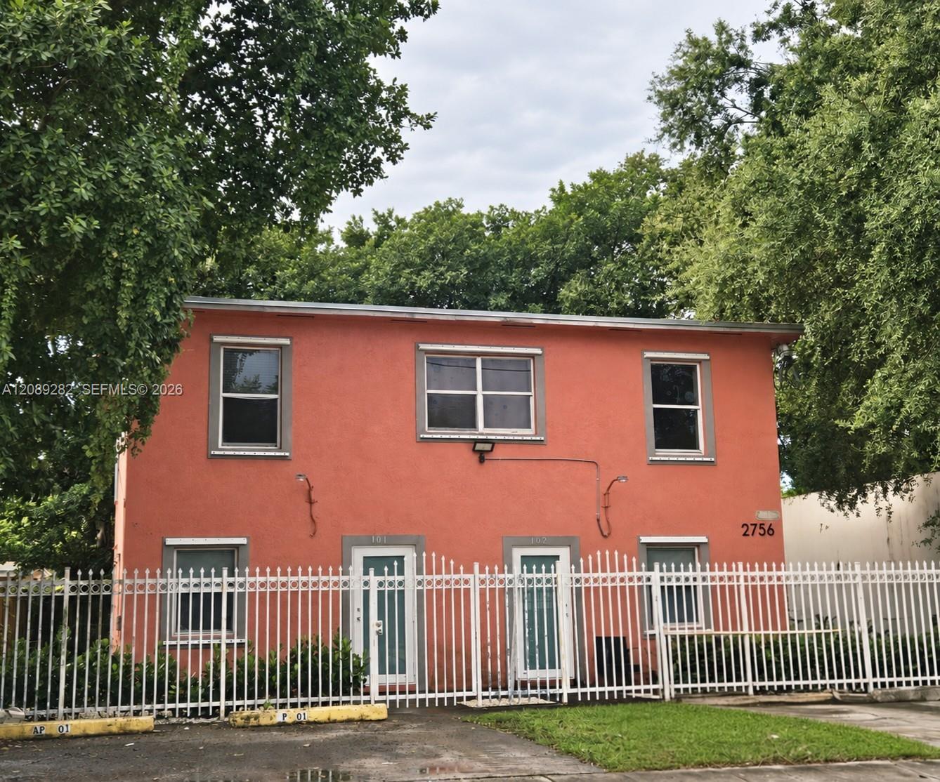2756 NW 46th St # 101, Miami FL 33142