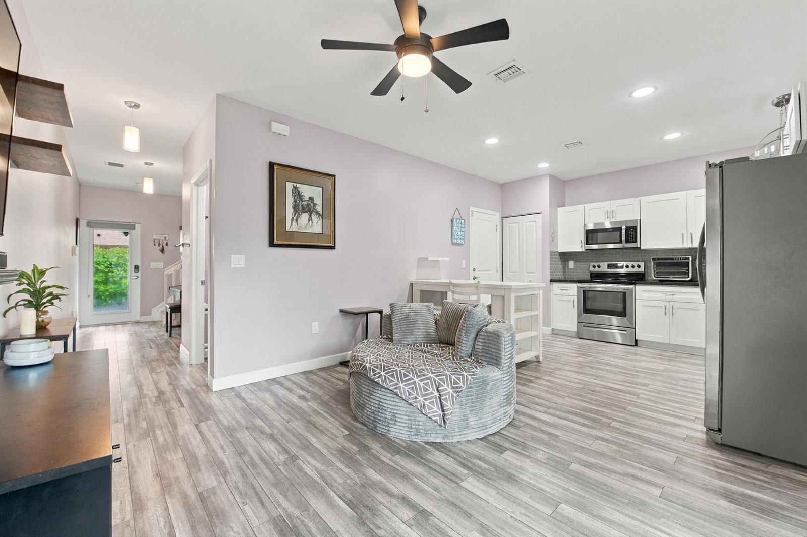 1029 NW 2nd Avenue # 1029, Fort Lauderdale FL 33311 photo 2