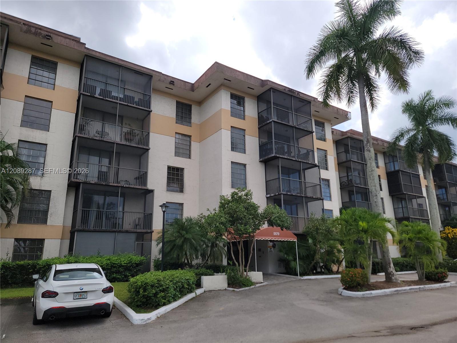 5570 NW 44th St # 215A, Lauderhill FL 33319