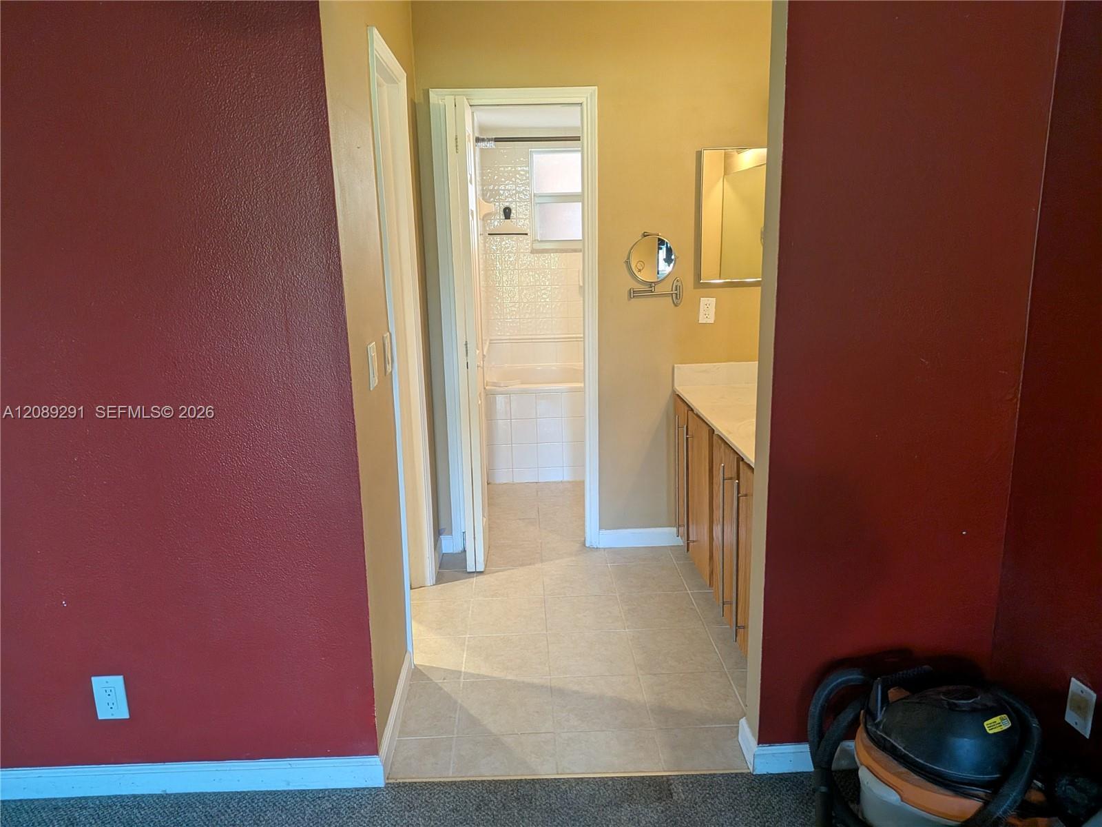 9471 Evergreen Pl # 106, Davie FL 33324 photo 5