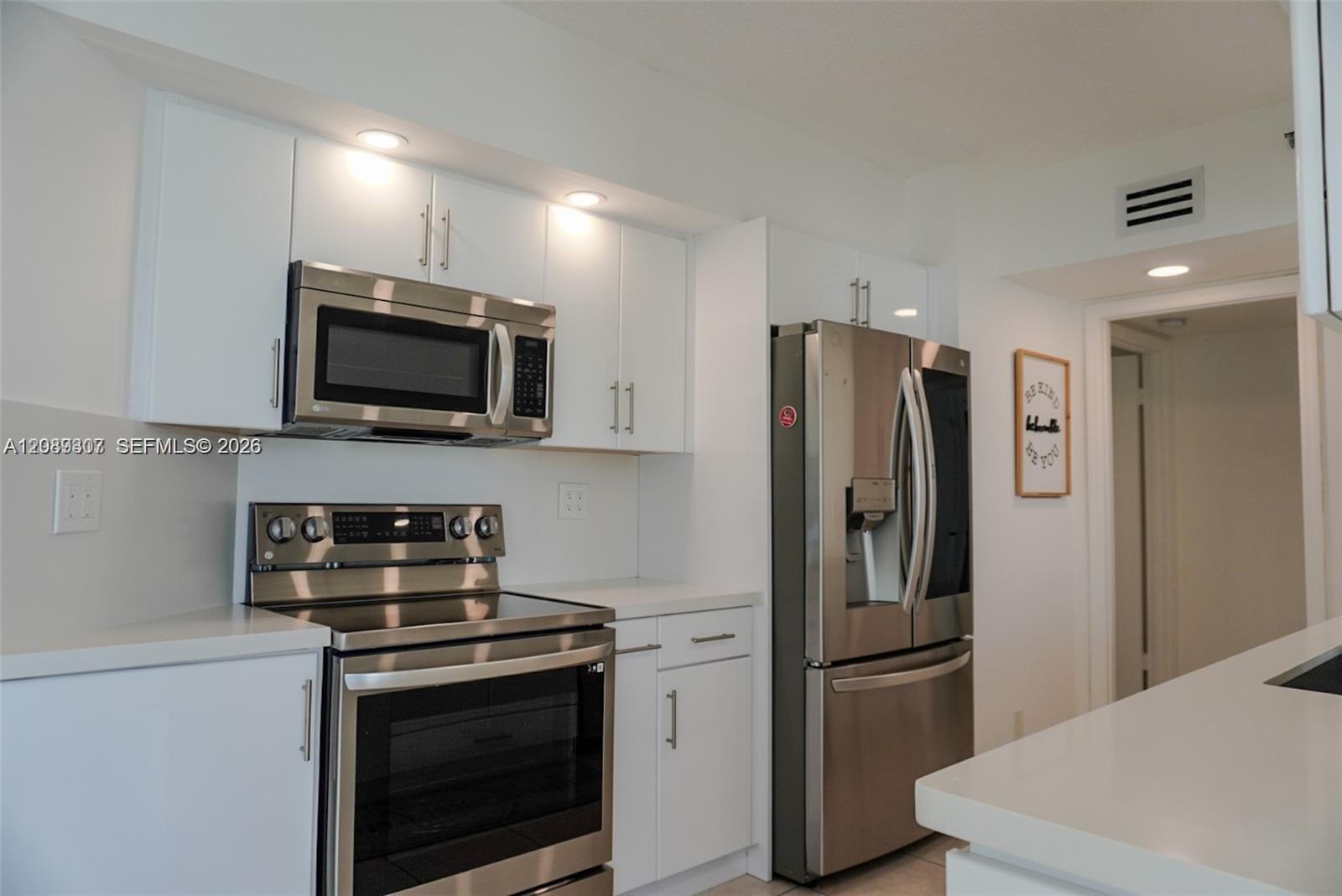 16485 Collins Ave # 338, Sunny Isles Beach FL 33160 photo 2