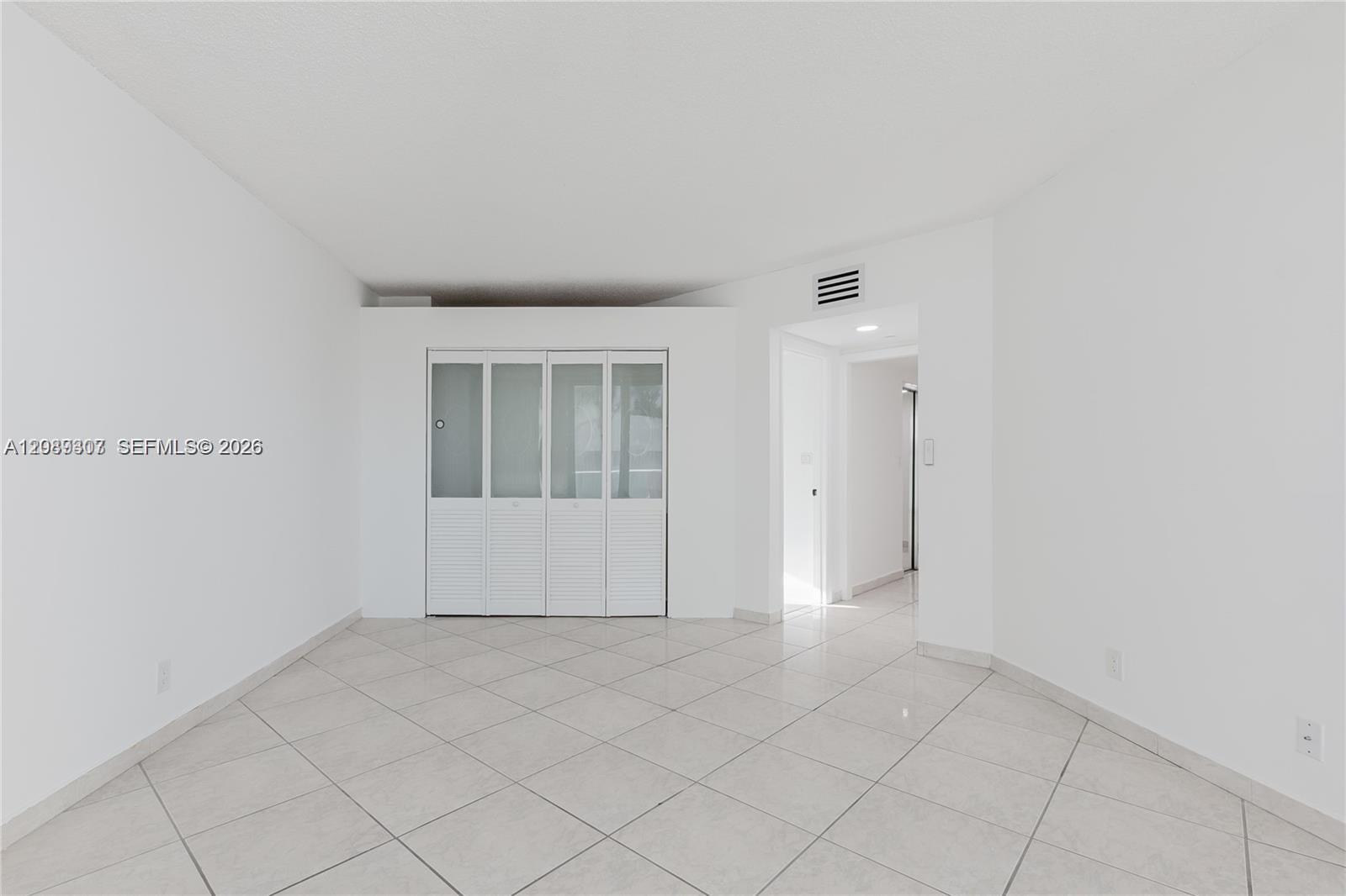 16485 Collins Ave # 338, Sunny Isles Beach FL 33160 photo 5