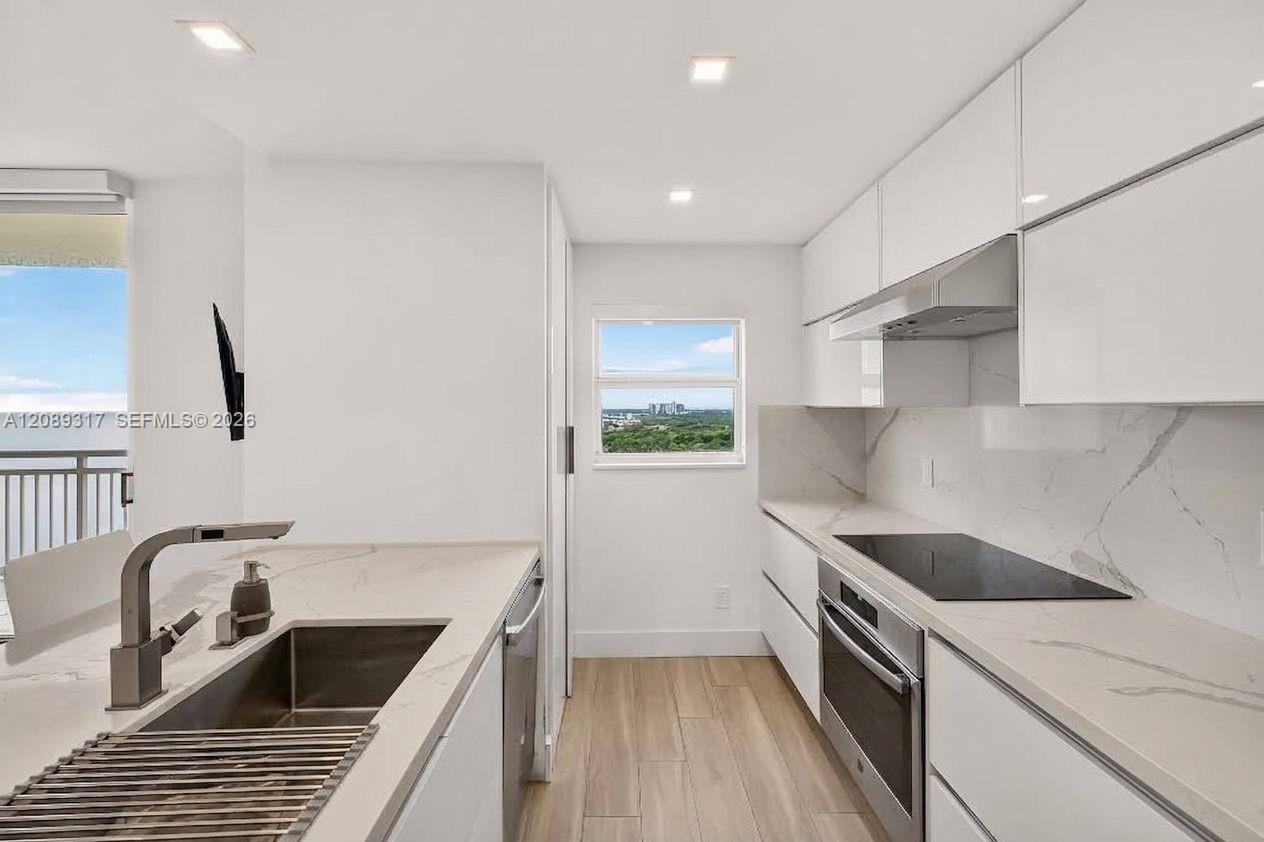 2475 Brickell Ave # 2401, Miami FL 33129 photo 5