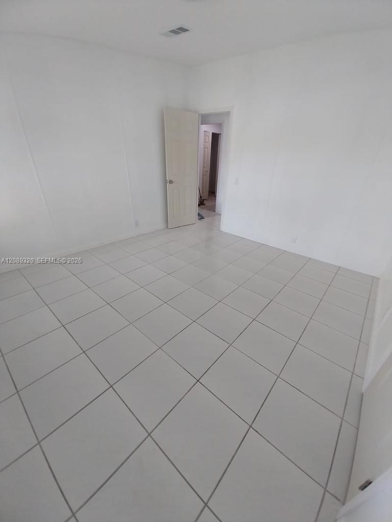 19800 SW 180th Ave # 135, Miami FL 33187 photo 4