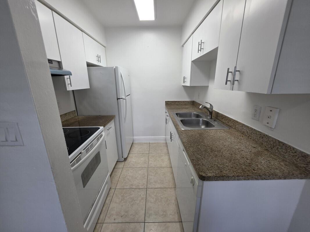 75 SW 10th Street # 202, Fort Lauderdale FL 33315 photo 3