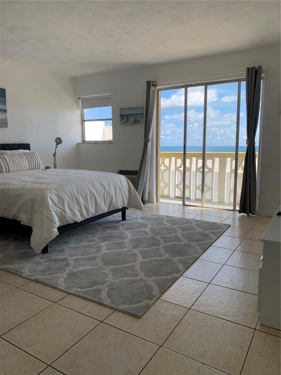 3100 Collins Ave # 1002, Miami Beach FL 33140