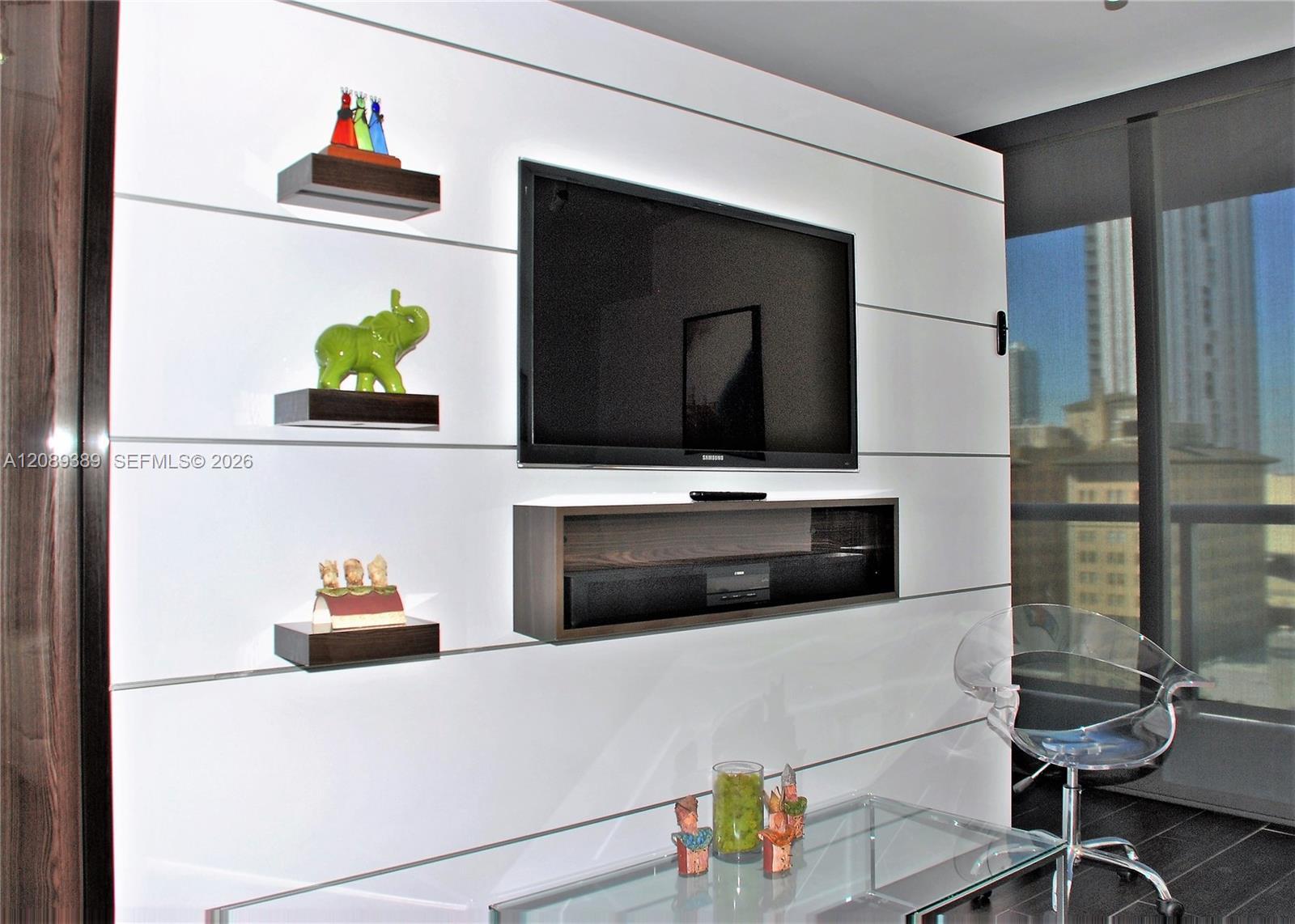 50 Biscayne Blvd # 1509, Miami FL 33132 photo 4