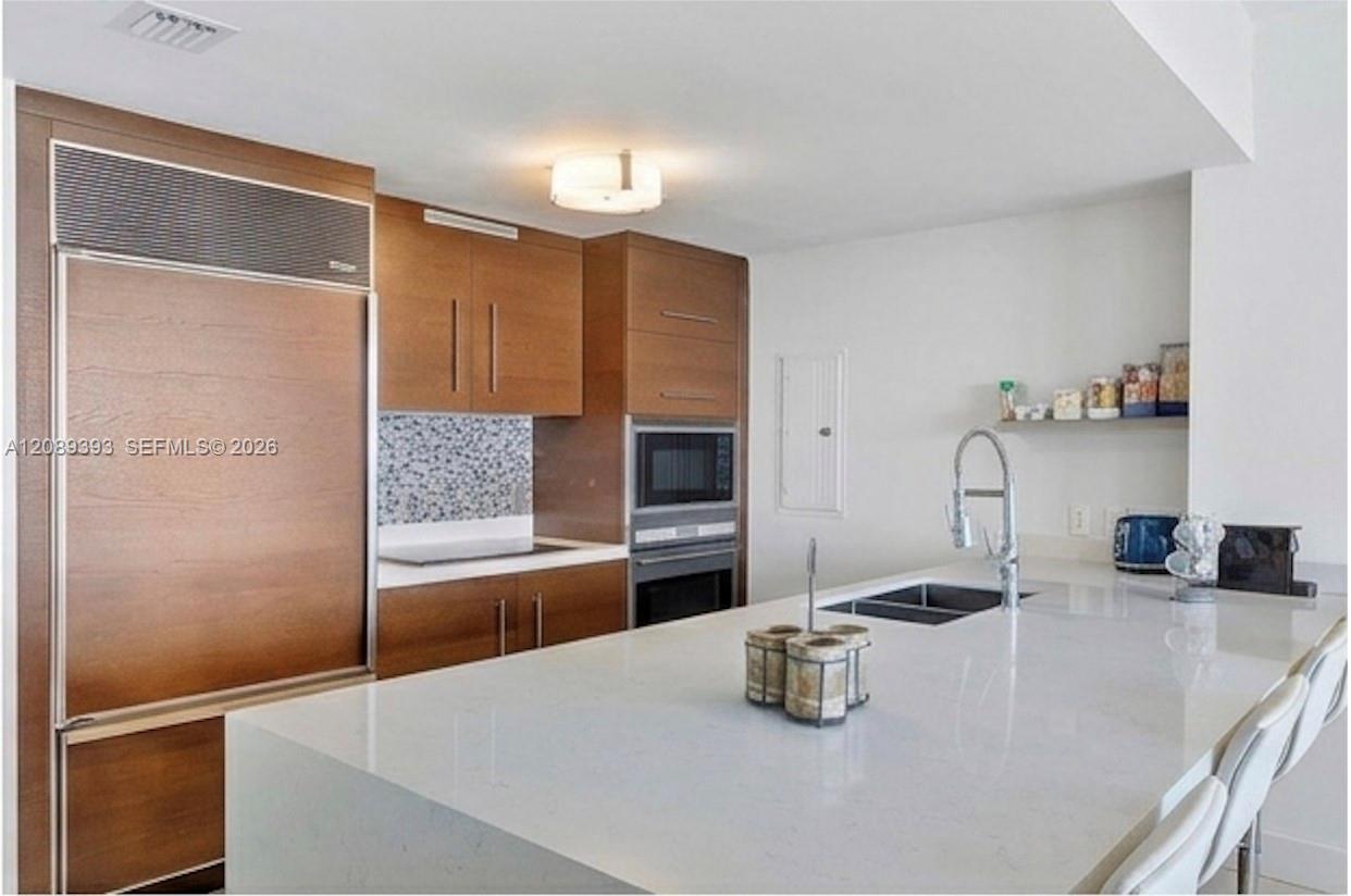 465 Brickell Ave # 3905, Miami FL 33131 photo 2
