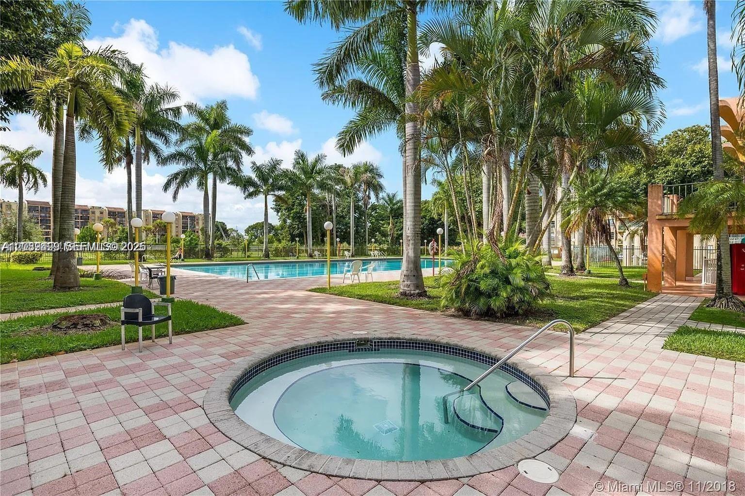 9350 Fontainebleau Blvd # 209, Miami FL 33172 photo 2