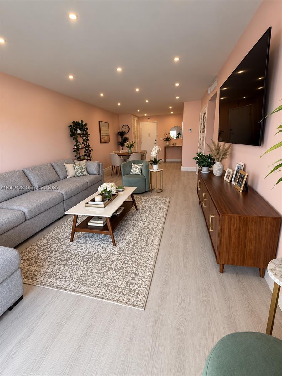 1450 Lincoln Rd # 406, Miami Beach FL 33139 photo 3